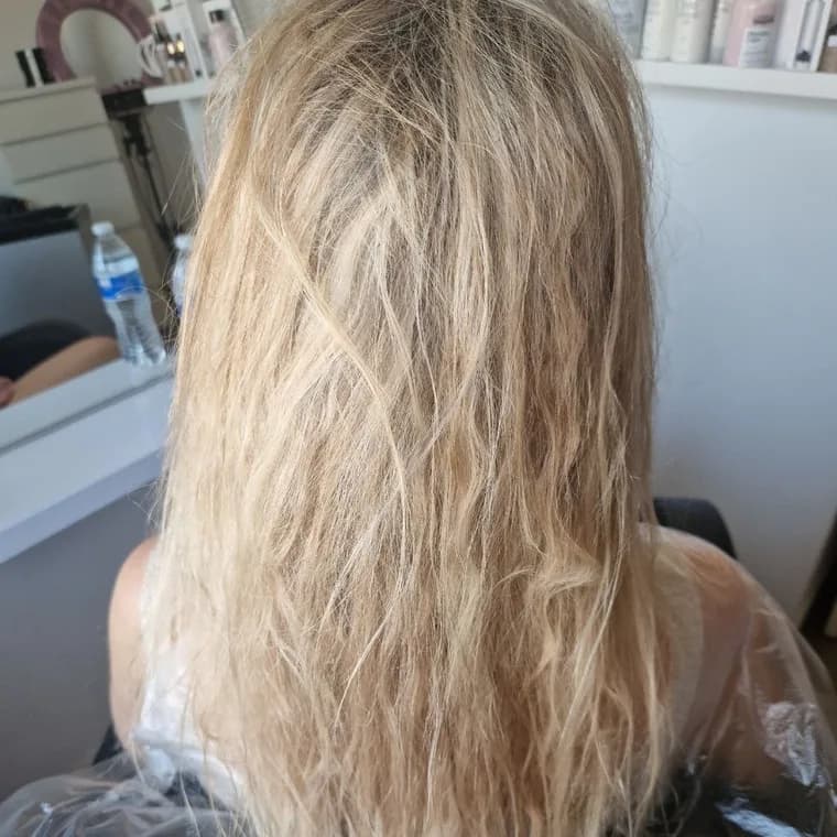 Keratin smoothing, before the treatment